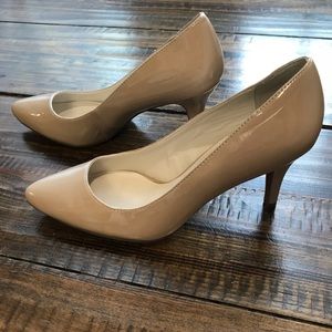Nickels Nude pointed toe heels